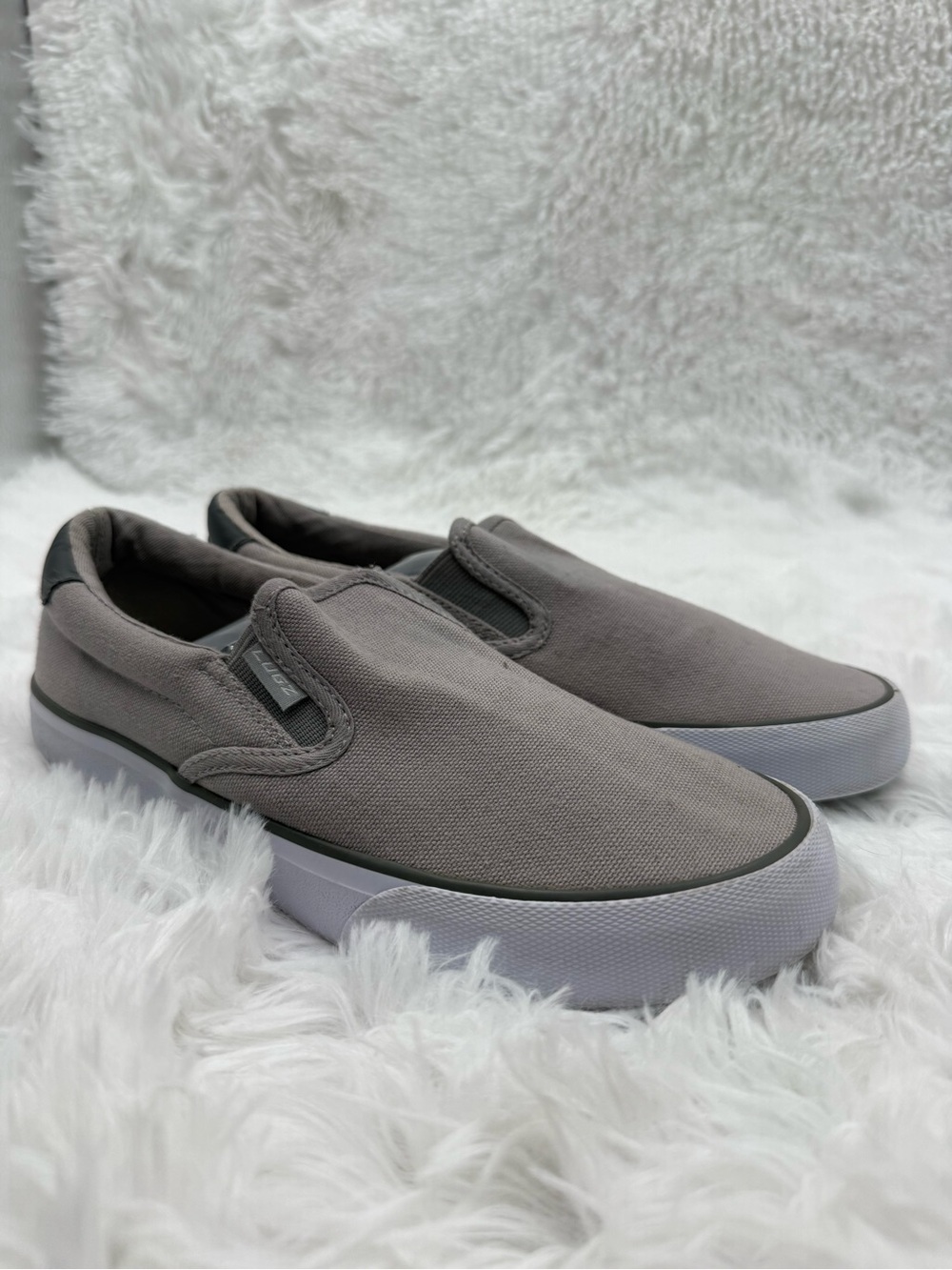 Lugz Sneakers Size 5.5 Gray Slip-On Clip Canvas Sneakers Casual Comfort - Picture 3 of 7